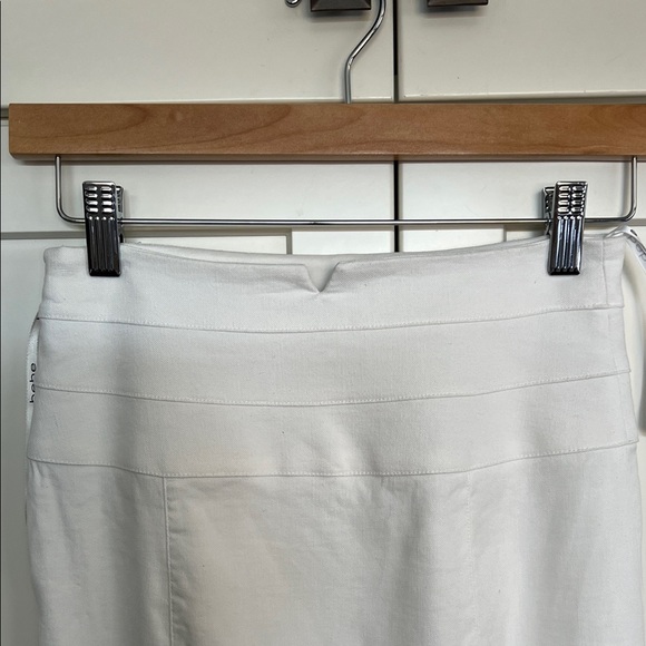 bebe Classic White Pencil Skirt - Picture 3 of 6